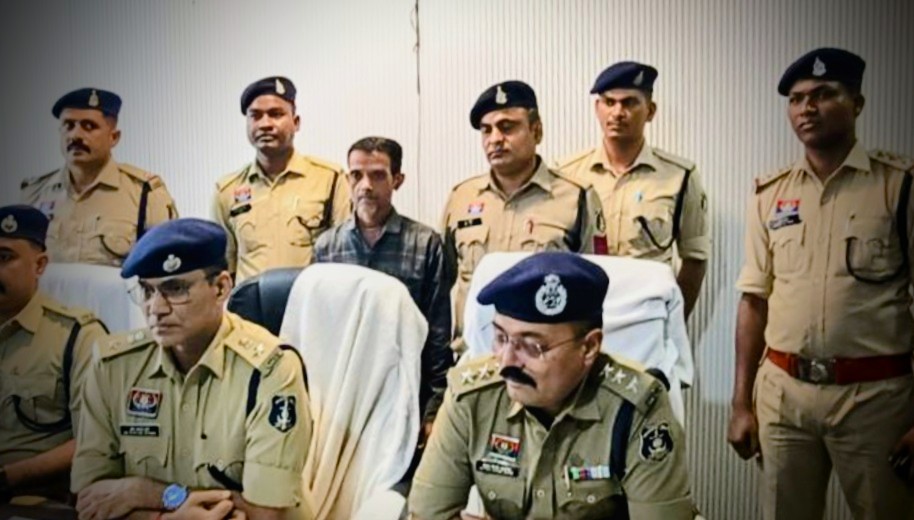 Balodabazar news : कसडोल खबर: चार महीनों में आठ संदिग्ध मौतें — गांववाले पर जहर देने का मामला, आरोपी गिरफ्तार