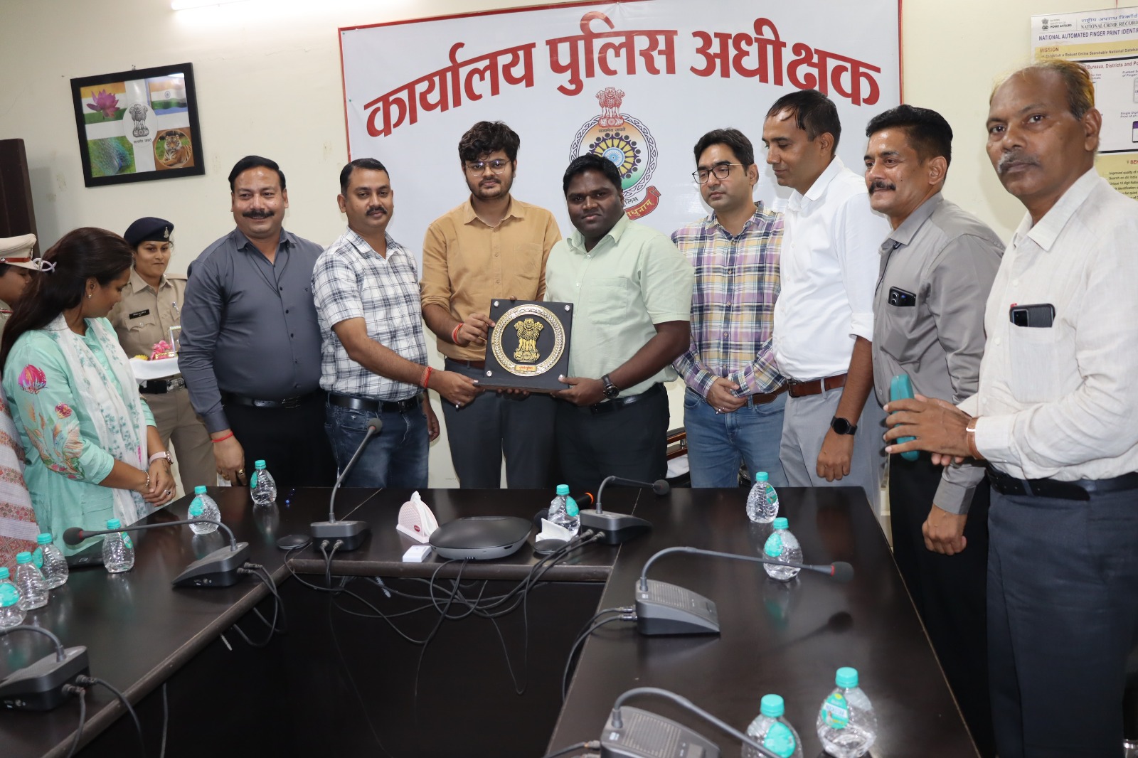 Mungeli News : वरिष्ठ पुलिस अधीक्षक श्री जायसवाल का रायपुर स्थांतरण होने पर दी गई विदाई