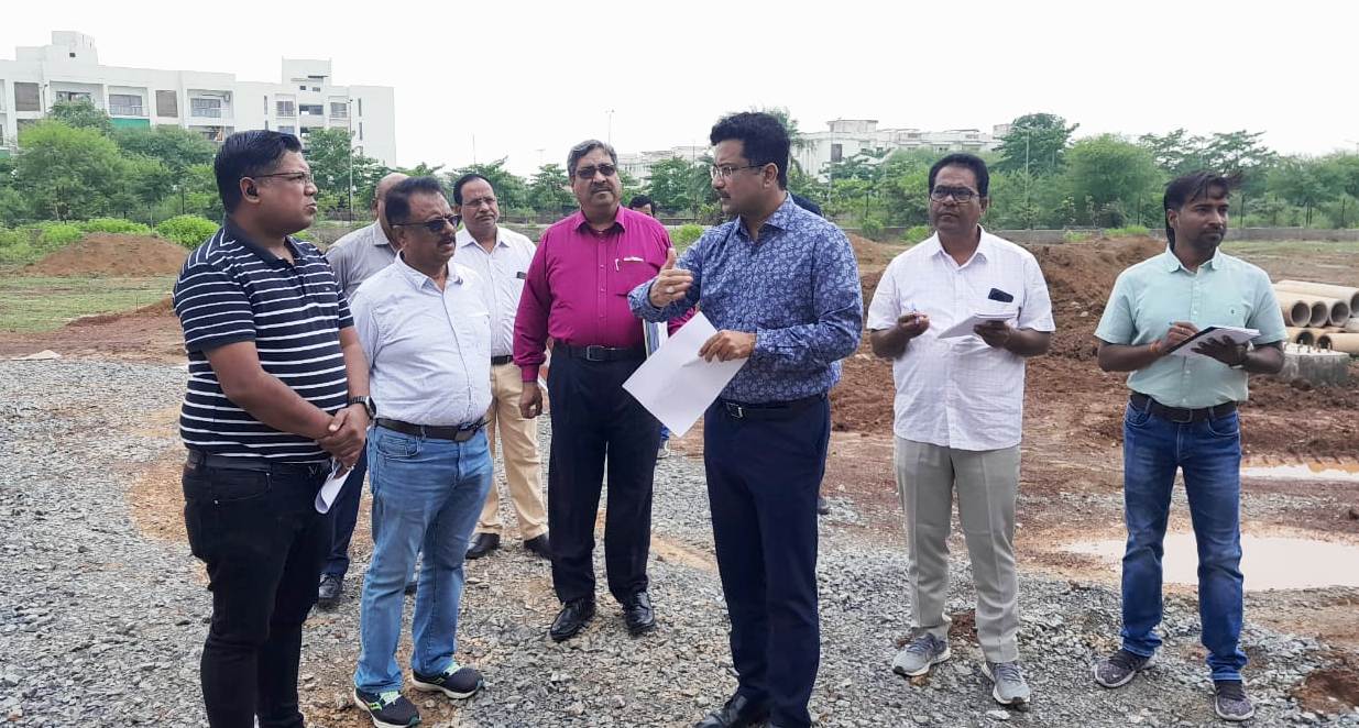 Raipur News : निर्माणाधीन शहीद वीर नारायण सिंह संग्रहालय एवं ट्रायबल म्यूज्यिम का प्रमुखसचिव श्री सोनमणि बोरा ने किया निरीक्षण