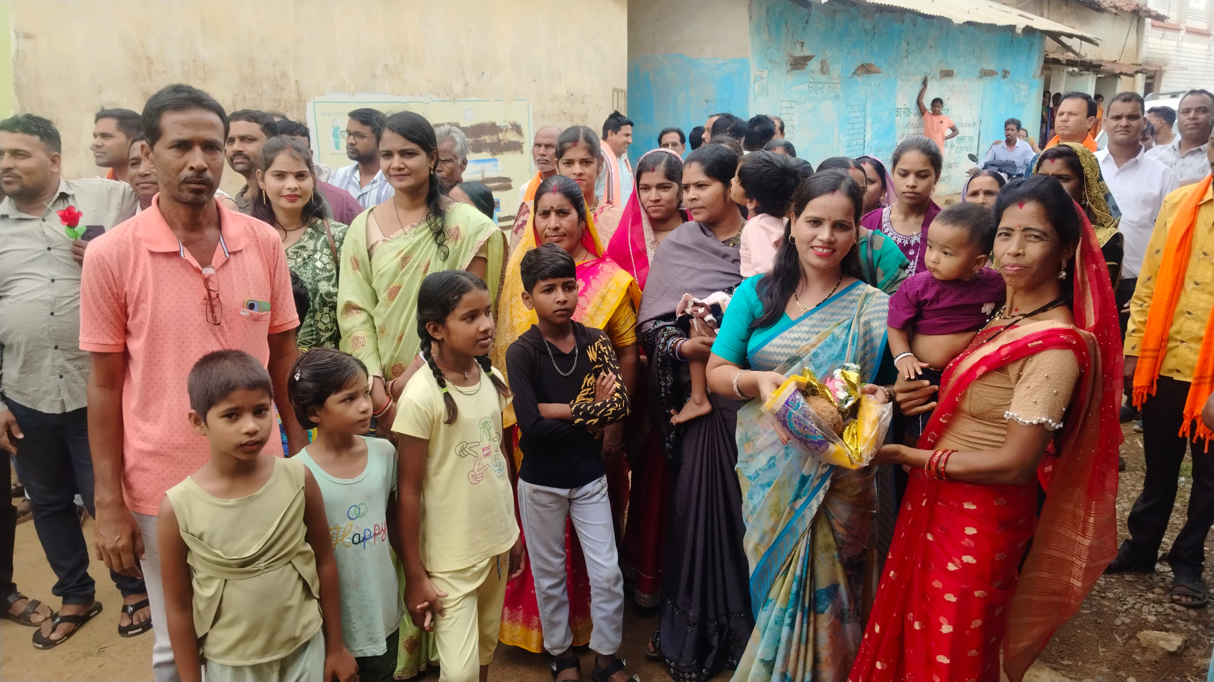 Sarangarh News : जिला सभापति कुमारी भास्कर का प्रथम पैतृक गांव चकरदा आगमन