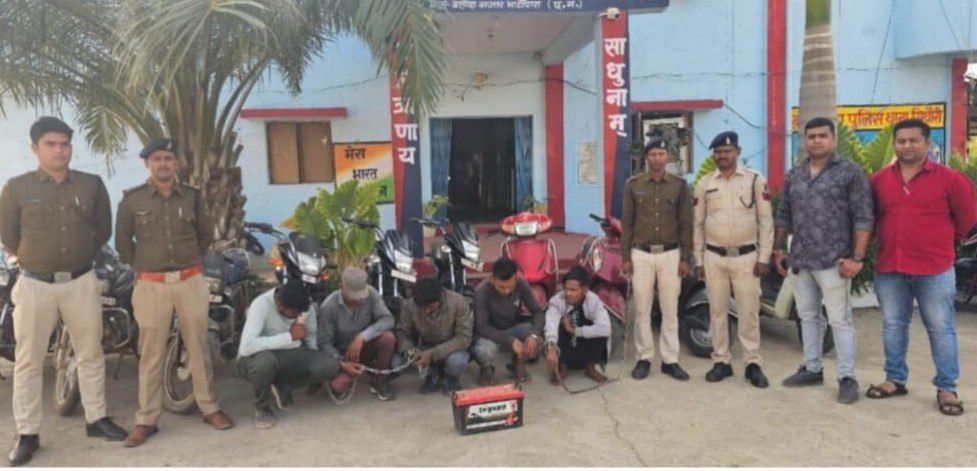 Balodabazar News : थाना गिधौरी पुलिस द्वारा अंतर जिला गैंग के 04 अपचारी बालकों सहित कुल 09 आरोपी सदस्यों को किया गया गिरफ्तार