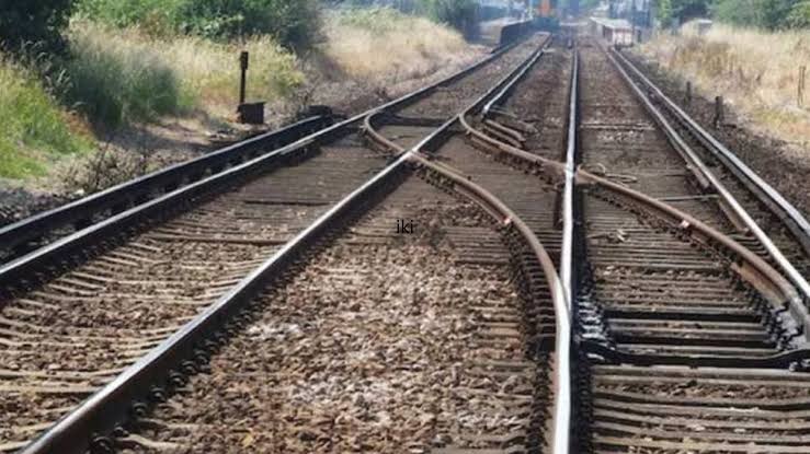 Bilaigarh News : 310 किलोमीटर रेल लाइन की घोषणा महज दिखावा , कांग्रेस ,भाजपा की शासन काल मे अब तक ठंडे बस्ते पर