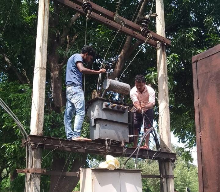 Jashpur News : नया ट्रांसफार्मर लगने से रौशन हुआ बारो गांव