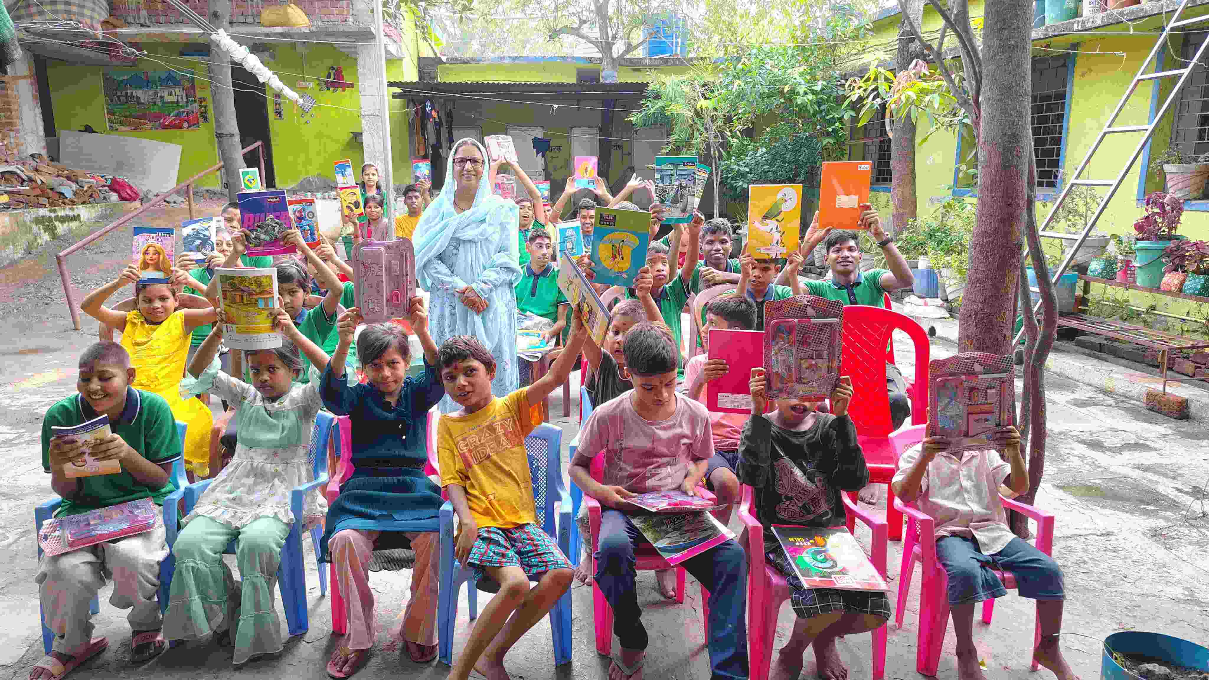 Sarangarh News : सारंगढ़: प्रांजल दिव्यांग विशेष स्कूल में मनाया गया शाला प्रवेश उत्सव 2026-27, नए दिव्यांग बच्चों का तिलक व मिठाई से हुआ स्वागत