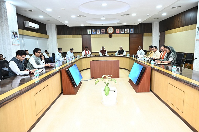 Raipur News : साय कैबिनेट की बैठक में लिए गए 7 बड़े फैसले: किसानों से लेकर लॉजिस्टिक्स तक हुए अहम निर्णय