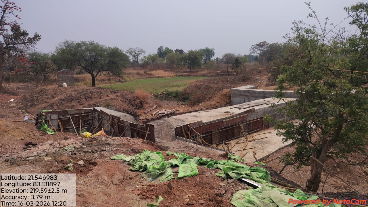 Sarangarh news : गोमर्डा में कानून को ठेंगा बिना फॉरेस्ट क्लीयरेंस कैसे बना मनरेगा चेक डैम ?