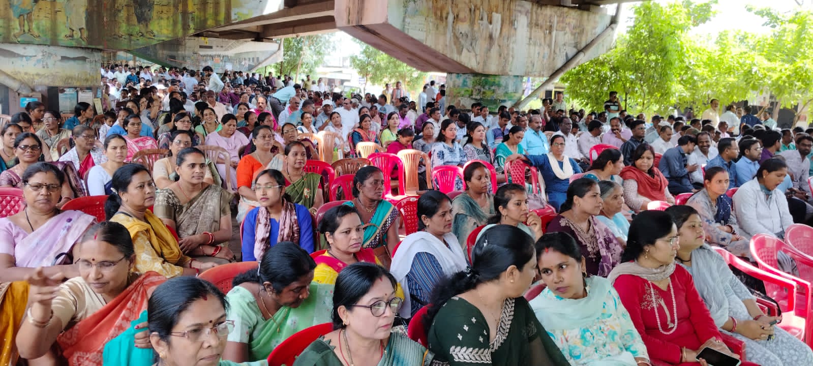 Raipur स्कूलों में एनजीओ का दखल कतई बर्दाश्त नहीं....विनोबा एप्प का शिक्षक संगठन ने किया विरोध....