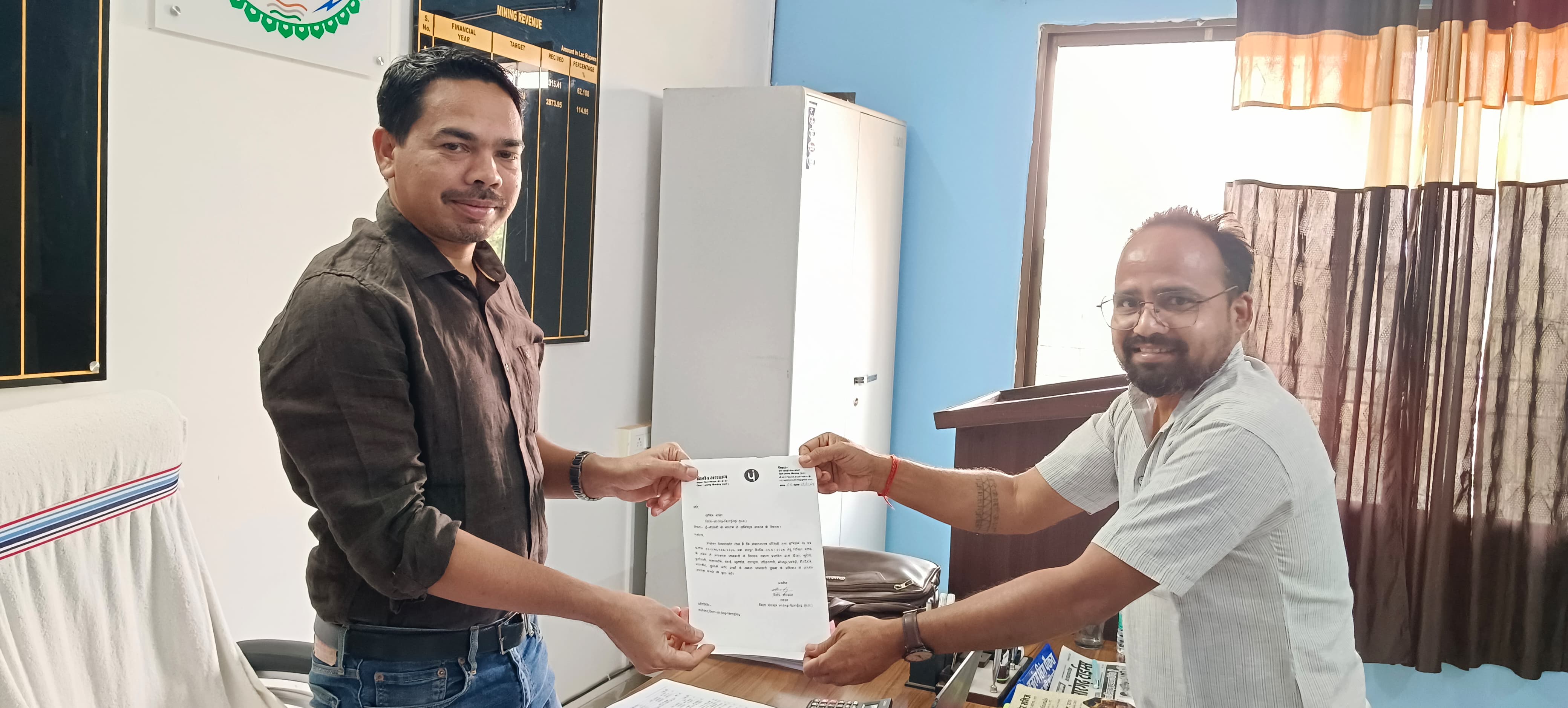 Sarangarh news : सारंगढ़ में खनिज पट्टा विवाद: RTI ज्ञापन से उठी पारदर्शिता की मांग, रायगढ़ जैसी पर्यावरणीय तबाही का खतरा