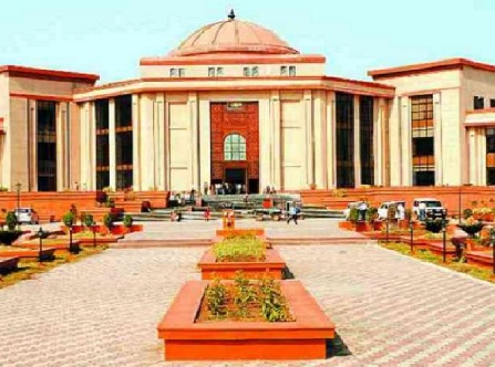 Bilaspur news : चैतन्य बघेल ने शराब घोटाले और मनी लॉन्ड्रिंग मामले में अपनी गिरफ्तारी को अवैधानिक और राजनीति से प्रेरित बताते हुए हाईकोर्ट में याचिका लगाई
