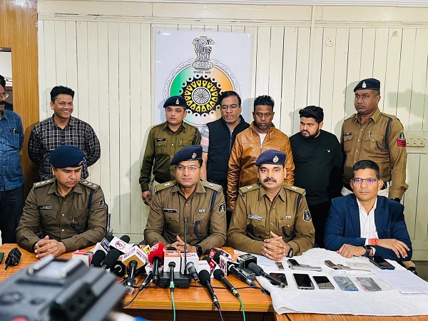 Raipur News : प्रेमिका के साथ दूसरे युवक का बात करना प्रेमी को गुजरा नागवार रच डाली हत्या की साजिश…गोलीकांड के मास्टर माइंड सहित 3 आरोपी गिरफ्तार