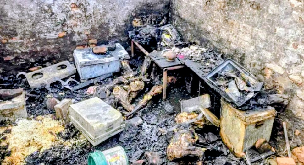 Durg news : कुम्हारी में भयंकर सिलेंडर ब्लास्ट: वैष्णव परिवार के एक पुरुष, दो युवतियों और मासूम बच्ची की जिंदा जलकर दर्दनाक मौत