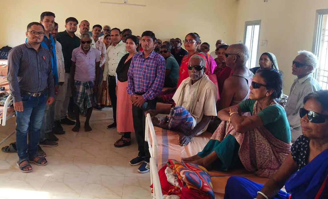 Korba News : पोंडी-उपरोड़ा ब्लाक के 55 लोगों ने कराई मोतियाबिन्द सर्जरी